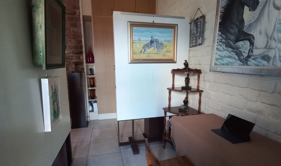 5 Bedroom Property for Sale in Dana Bay Western Cape